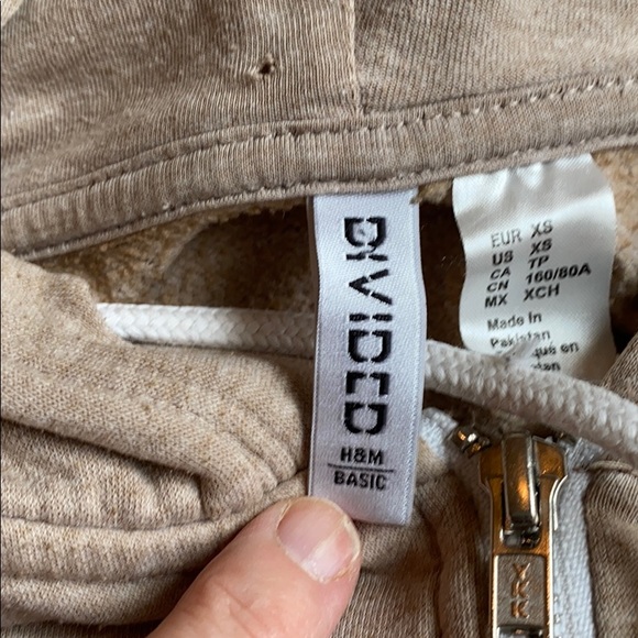 Jacket - Picture 3 of 4